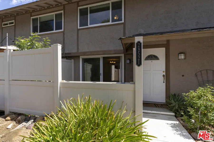 28521 Conejo View Drive, Agoura Hills, CA 91301 - Image #2