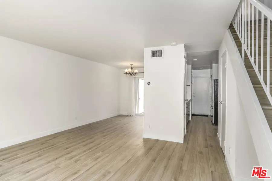 28521 Conejo View Drive, Agoura Hills, CA 91301 - Image #3