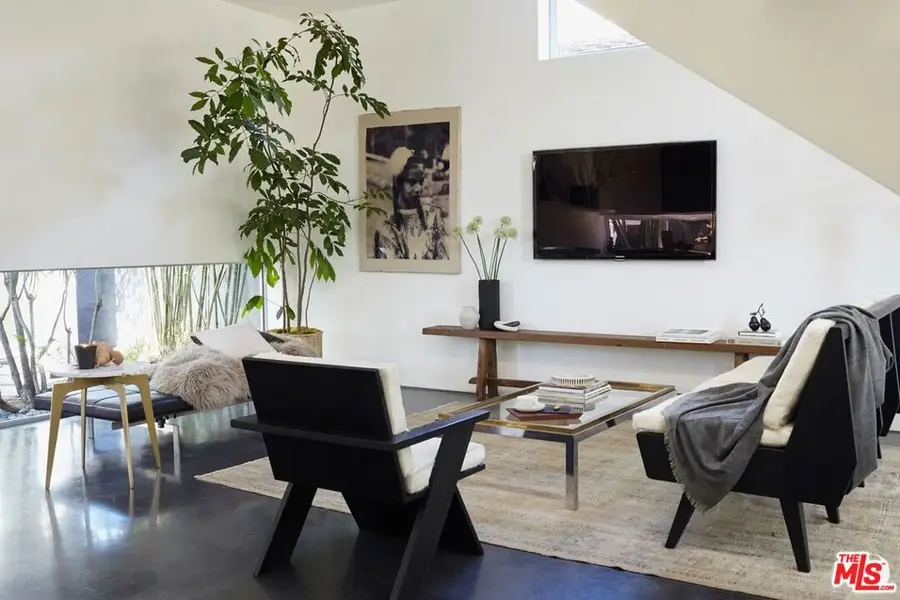 1201 Cabrillo Avenue, Venice, CA 90291 - Image #3