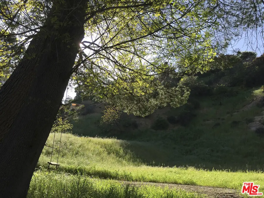 8813 Wonderland Avenue, Los Angeles, CA 90046 - #3