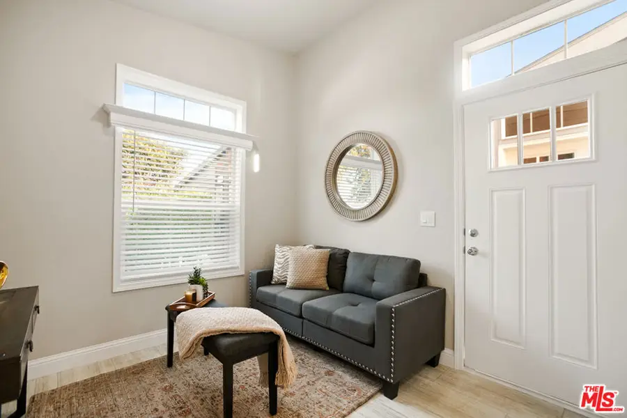 8250 Lankershim Boulevard #29, North Hollywood, CA 91605 - #3