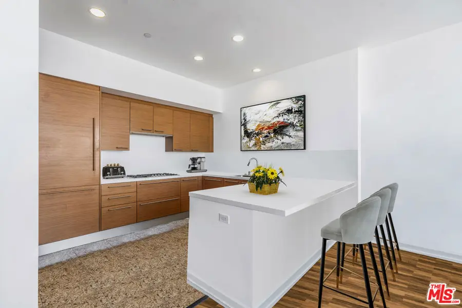 900 W Olympic Boulevard #Unit 32D, Los Angeles, CA 90015 - Image #3