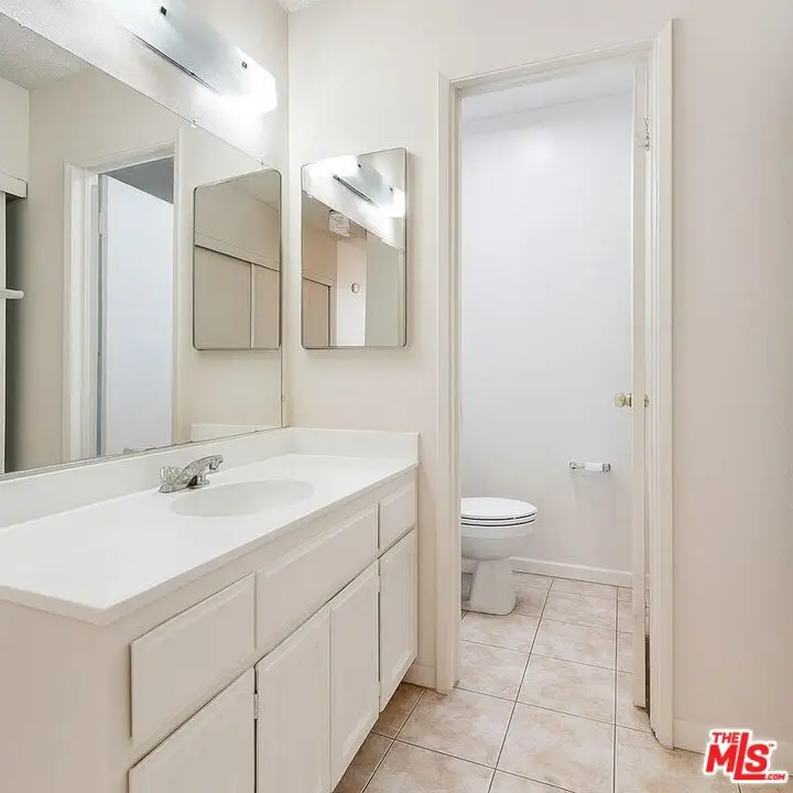 18620 Hatteras Street #166, Tarzana, CA 91356 - Image #3