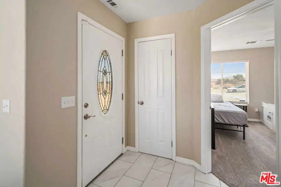 21745 Upton Drive, California City, CA 93505 - Image #3