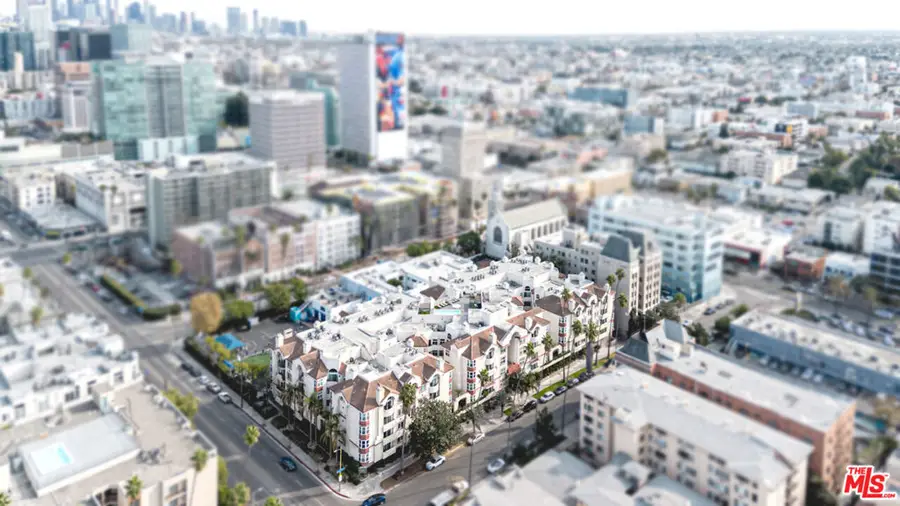 620 S Gramercy Place #105, Los Angeles, CA 90005 - #2