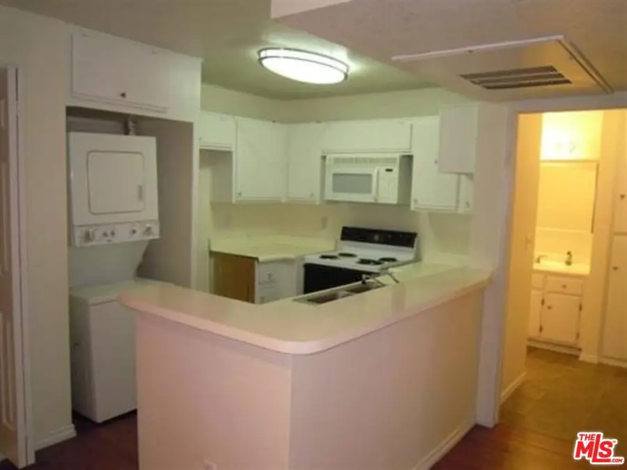 15000 Downey Avenue #122, Paramount, CA 90723 - Image #3