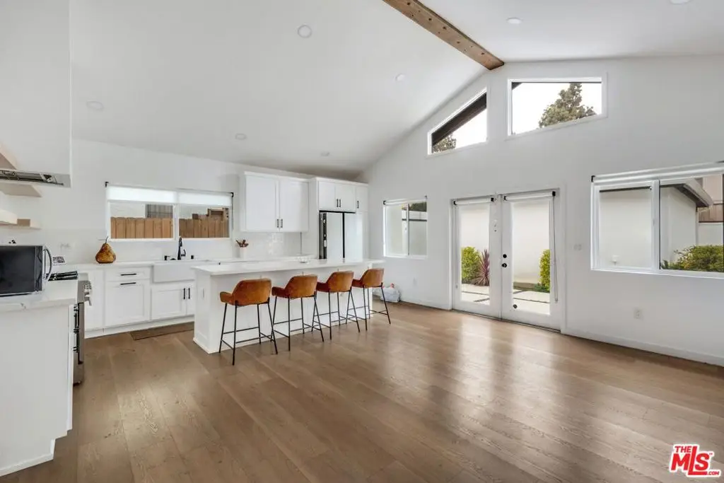 4223 Edgehill Drive, Los Angeles, CA 90008 - Image #1