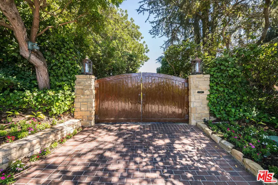 1550 Amalfi Drive, Pacific Palisades, CA 90272 - #2