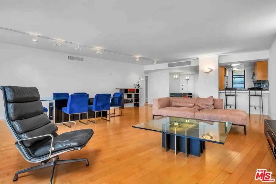 4316 Marina City Dr #1033, Marina Del Rey, CA 90292 - Image #2