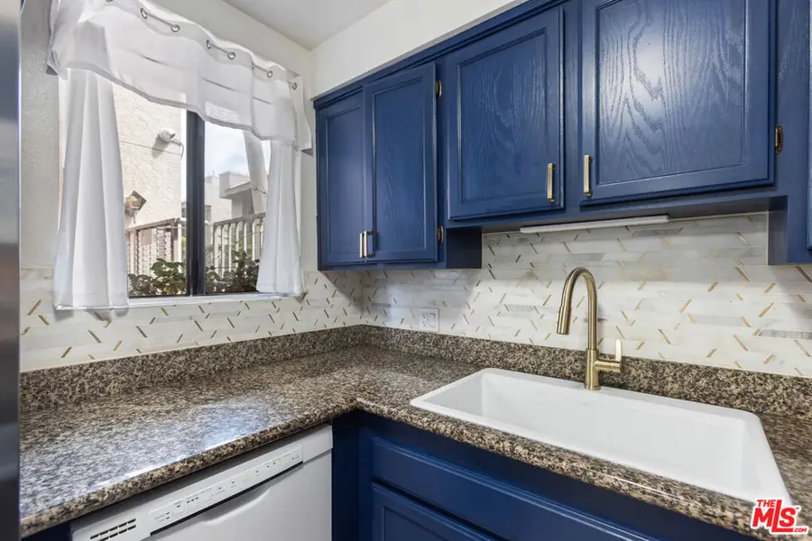 15215 Magnolia Boulevard #131, Sherman Oaks, CA 91403 - Image #3