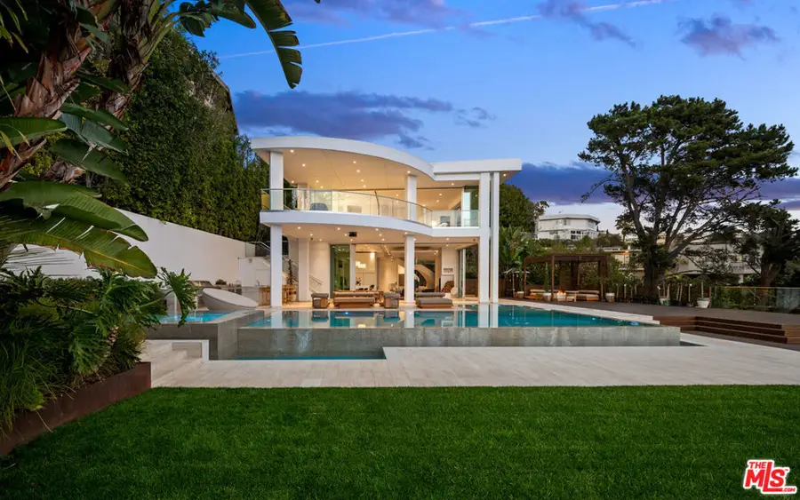 1609 Magnetic Terrace, Los Angeles, CA 90069 - Image #2