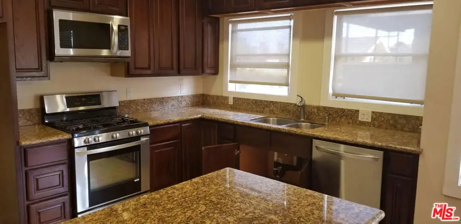 1250 5th Avenue, Los Angeles, CA 90019 - Image #2