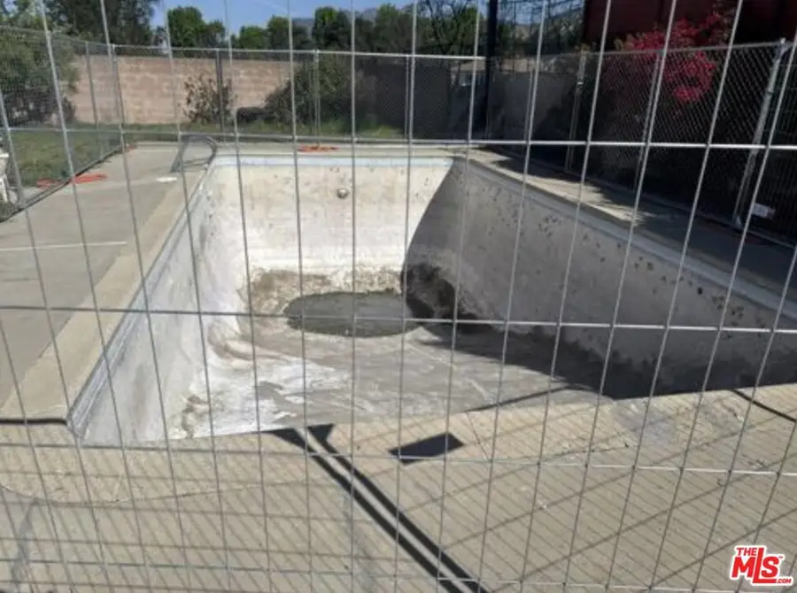 3321 Raymond Avenue, Altadena, CA 91001 - Image #2