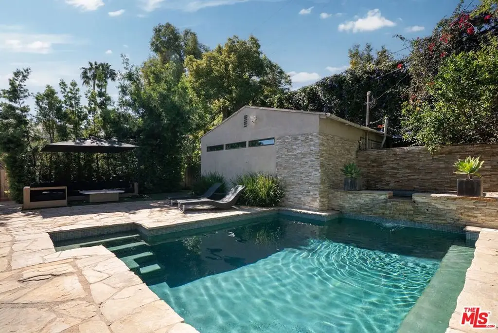 107 S Gardner Street, Los Angeles, CA 90036 - Image #1