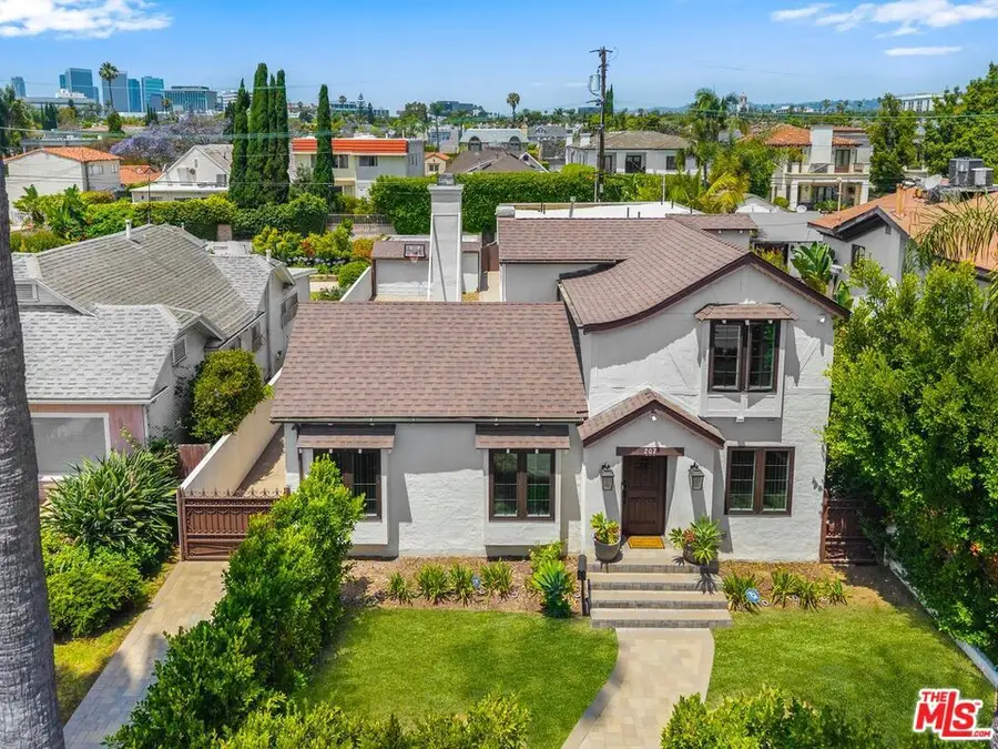 207 N Doheny Drive, Beverly Hills, CA 90211 - Image #2