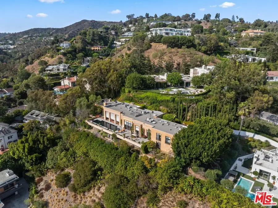 1255 Delresto Drive, Beverly Hills, CA 90210 - Image #2