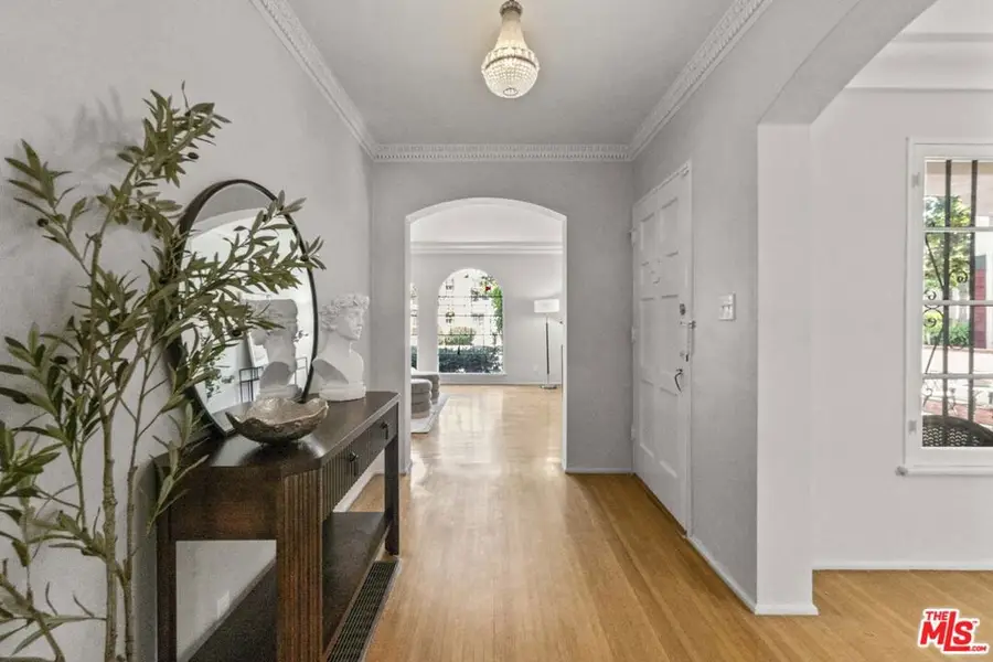 437 S Doheny Drive, Beverly Hills, CA 90211 - Image #3