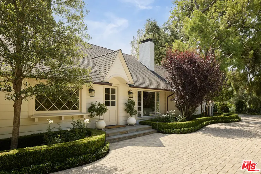 17333 Rancho Street, Encino, CA 91316 - Image #3