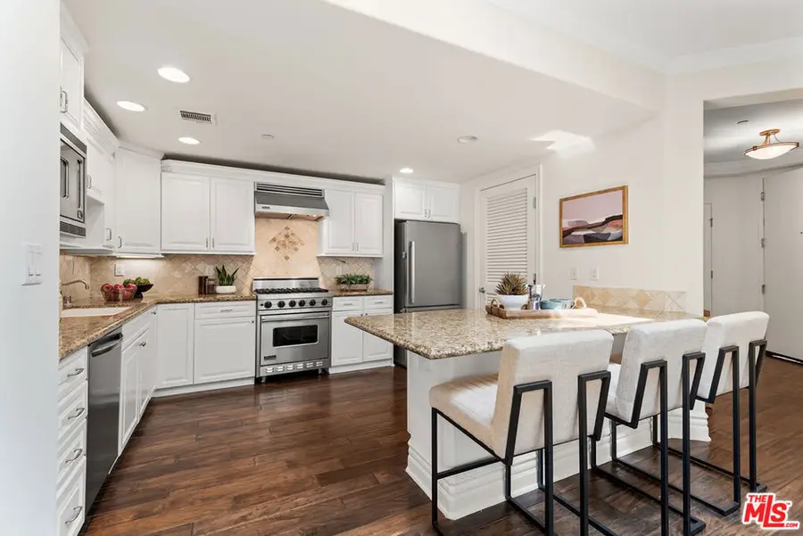 1530 Camden Avenue #PH3, Los Angeles, CA 90025 - Image #3