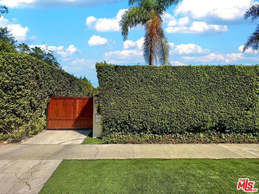 724 N Spaulding Avenue, Los Angeles, CA 90046 - Image #3