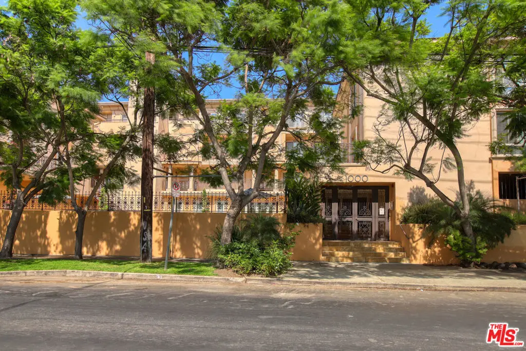 1000 S Westgate Avenue #212, Los Angeles, CA 90049 - Image #1