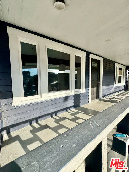 4312 Walton Avenue, Los Angeles, CA 90037 - Image #3