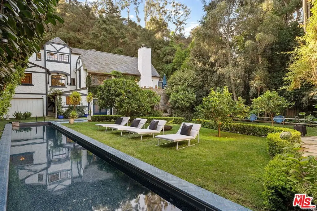 20 Latimer Road, Santa Monica, CA 90402 - Image #1