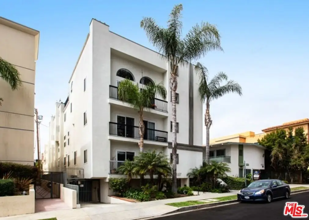 1227 Granville Avenue #PH2, Los Angeles, CA 90025 - Image #1