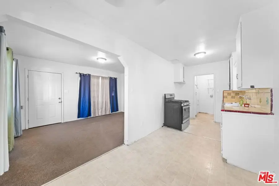 6128 E Olympic Boulevard, Los Angeles, CA 90022 - Image #2