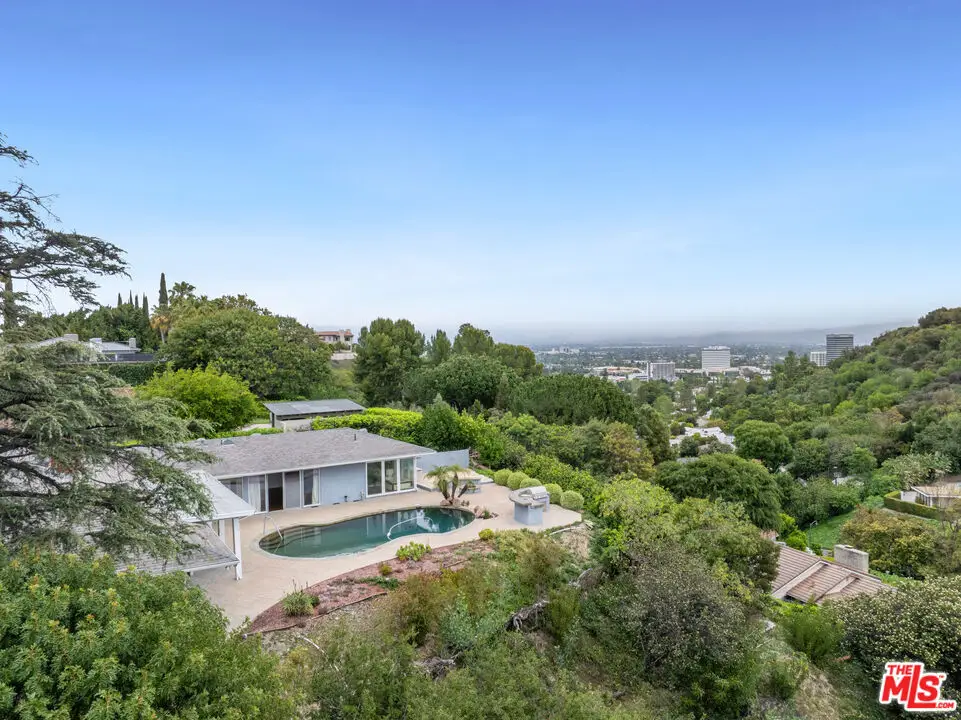 15901 High Knoll Road, Encino, CA 91436 - Image #1