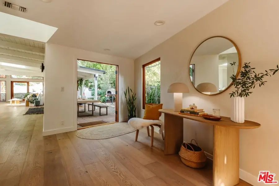 2145 Sunset Crest Drive, Los Angeles, CA 90046 - Image #2