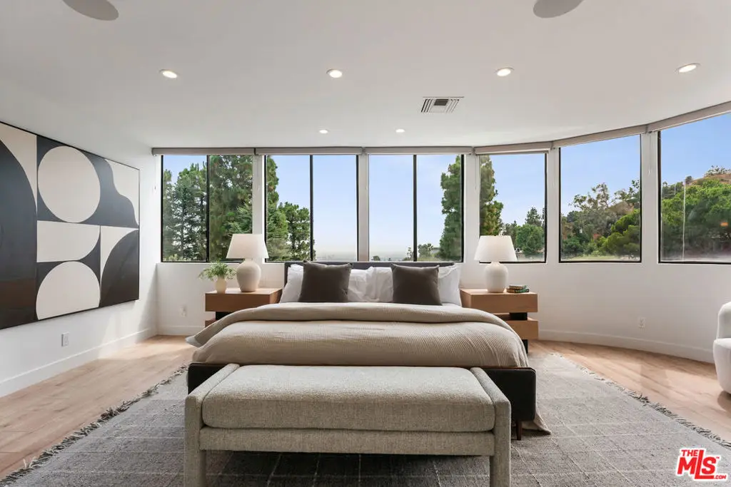 6469 Rodgerton Drive, Los Angeles, CA 90068 - Image #1