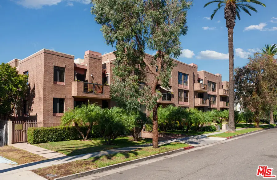 235 S Tower Drive #106, Beverly Hills, CA 90211 - Image #2