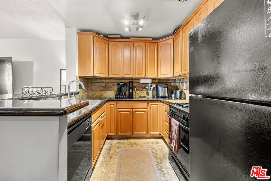 6435 Green Valley Circle #214, Culver City, CA 90230 - Image #3