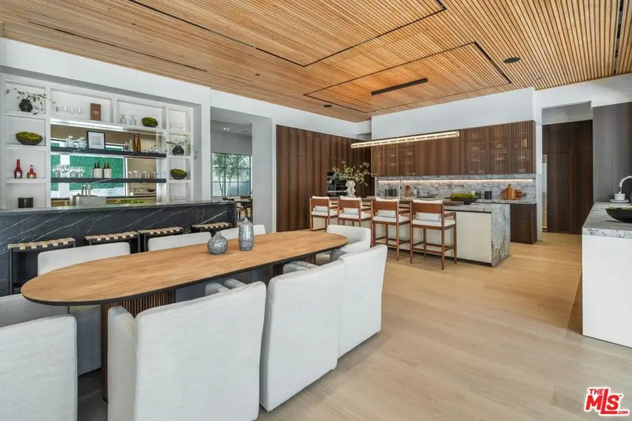 12227 Tweed Lane, Los Angeles, CA 90049 - Image #3