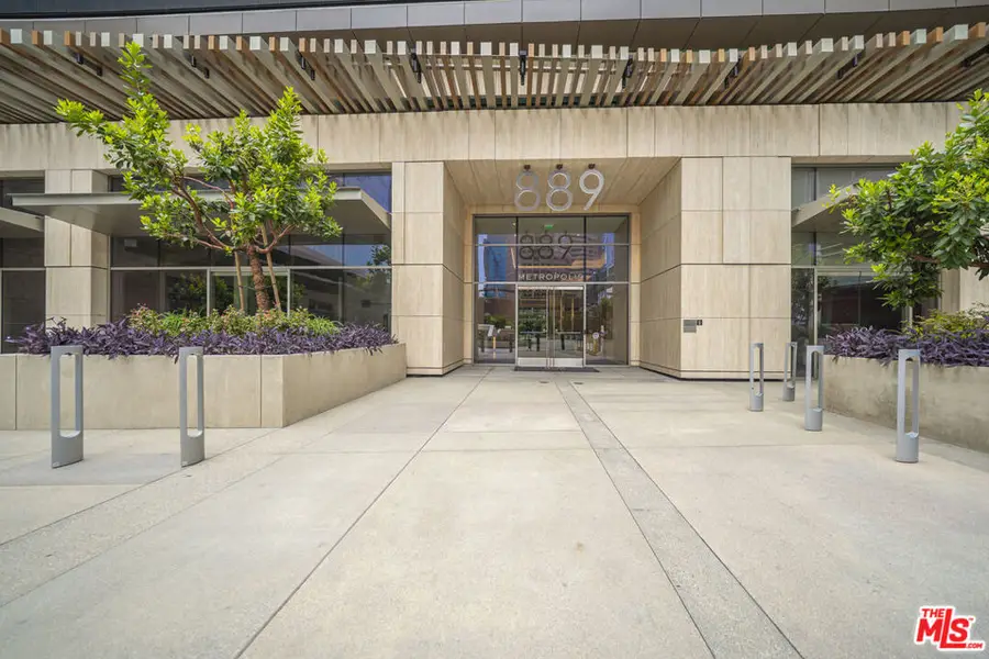 889 Francisco Street #2610, Los Angeles, CA 90017 - Image #2