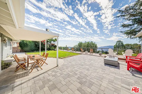 2620 Sea Pine Lane, La Crescenta, CA 91214