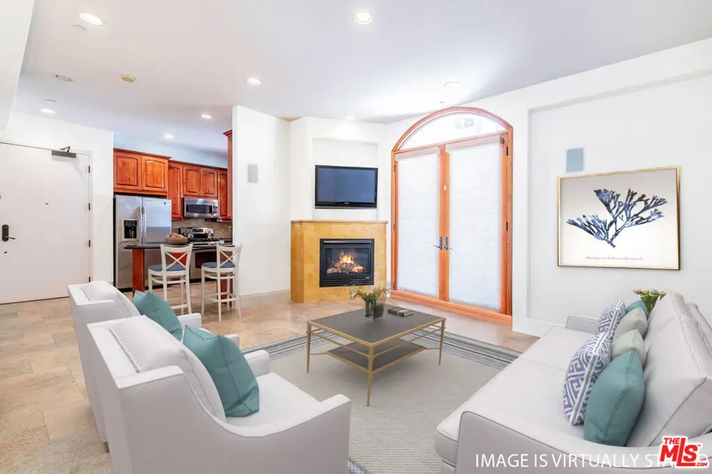 16123 W Sunset Boulevard #305, Pacific Palisades, CA 90272 - Image #1