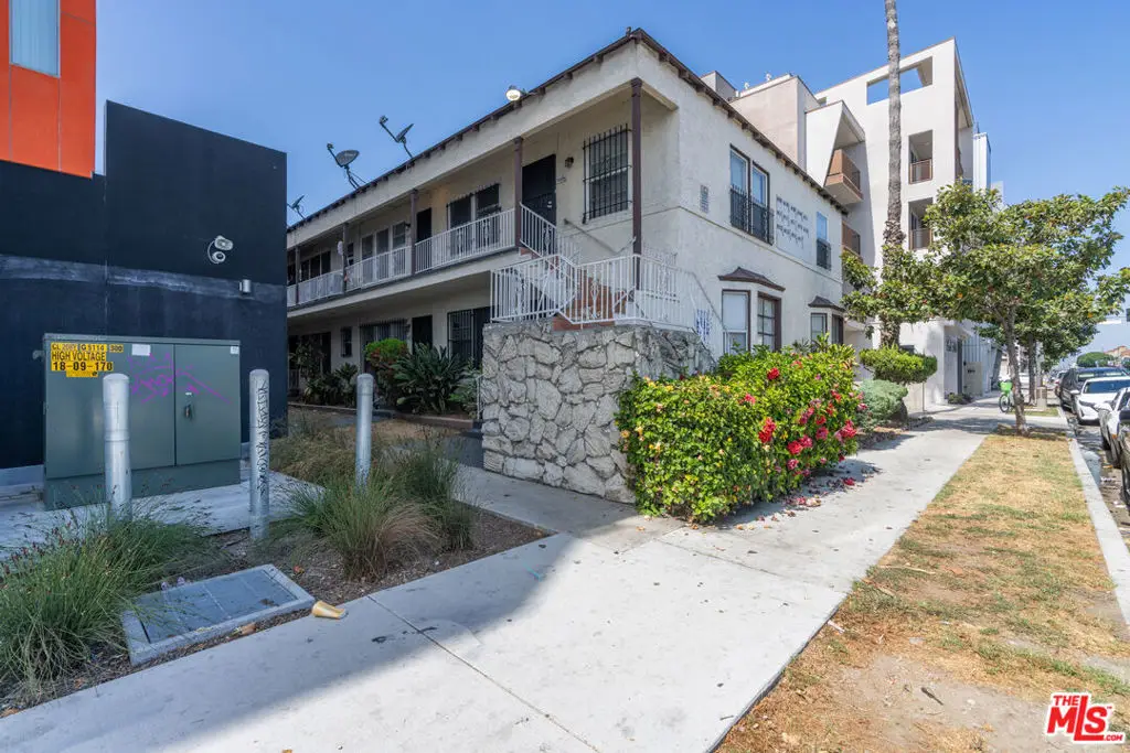 6519 Crenshaw Boulevard, Los Angeles, CA 90043 - #1