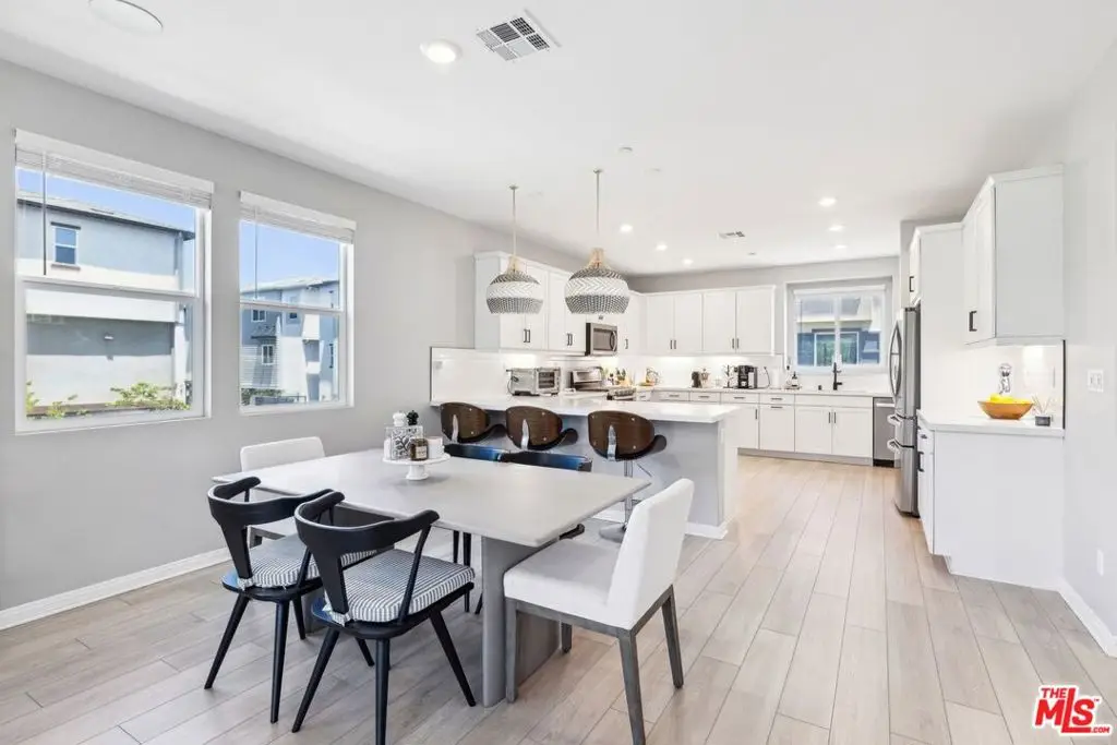 782 Daniel Freeman Circle, Inglewood, CA 90301 - Image #1