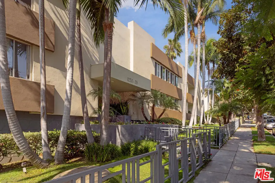 1233 N Laurel Avenue #216, West Hollywood, CA 90046 - Image #3