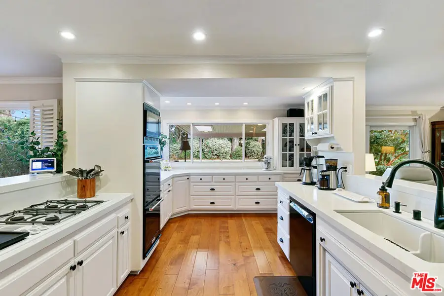 13702 Loretta Drive, Tustin, CA 92780 - Image #2