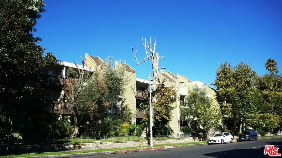 525 S Ardmore Avenue #229, Los Angeles, CA 90020 - Image #3