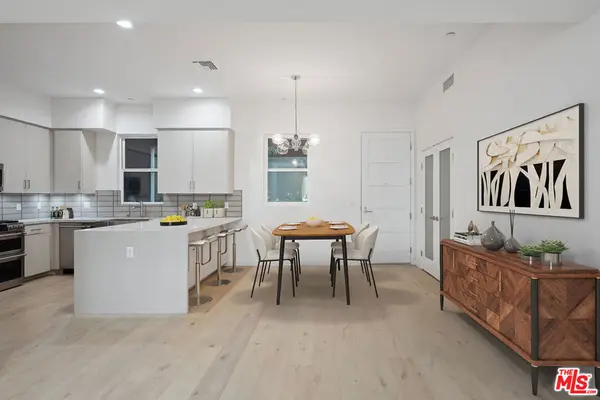 1746 Garfield Place #102, Los Angeles, CA 90028