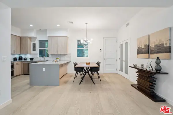 1746 Garfield Place #202, Los Angeles, CA 90028