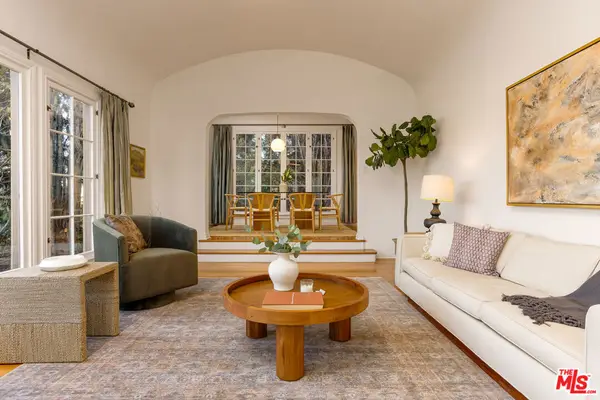 263 Lamont Drive, Los Angeles, CA 90042