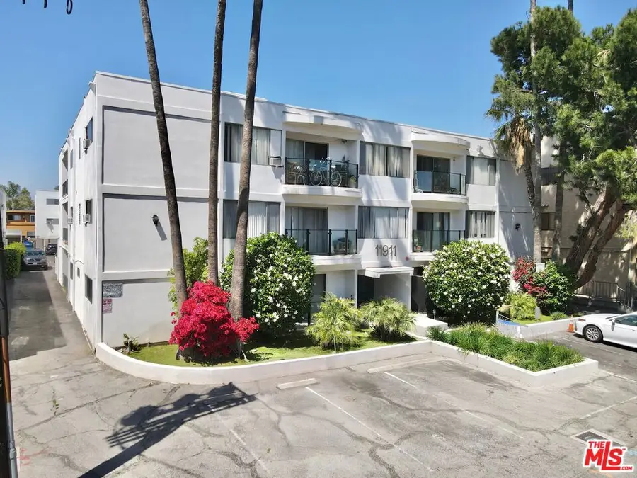 11911 Weddington Street, Valley Village, CA 91607 - Image #2