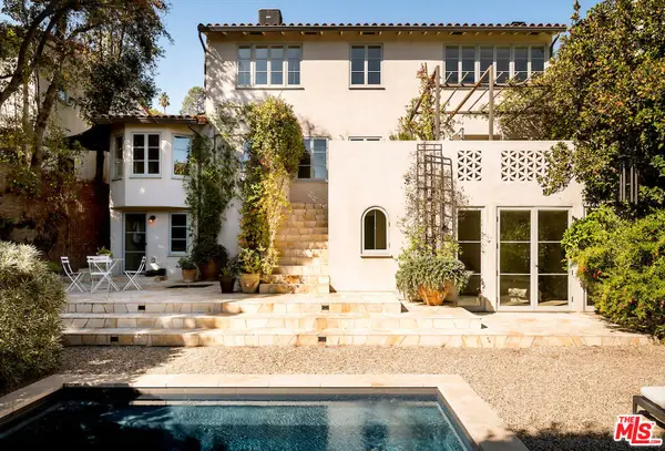 2252 Kenilworth Avenue, Los Angeles, CA 90039