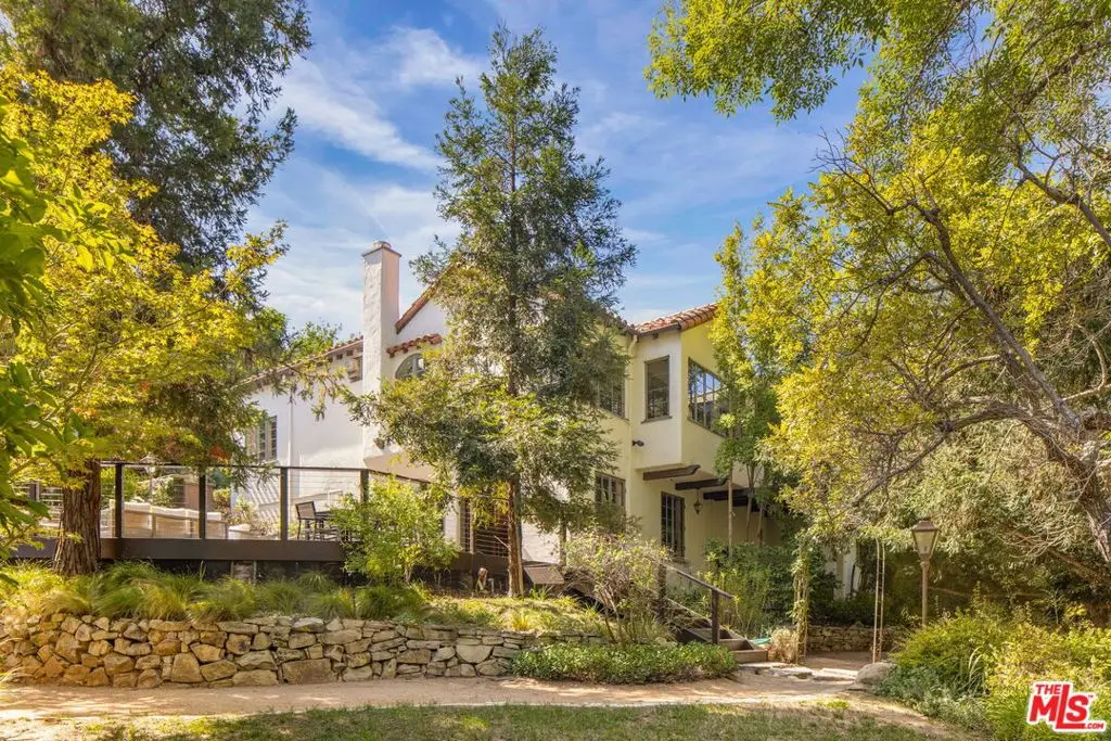 15091 Rayneta Drive, Sherman Oaks, CA 91403 - Image #1