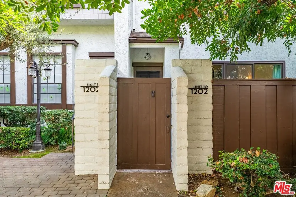 1202 Indiana Avenue #10, South Pasadena, CA 91030 - Image #1